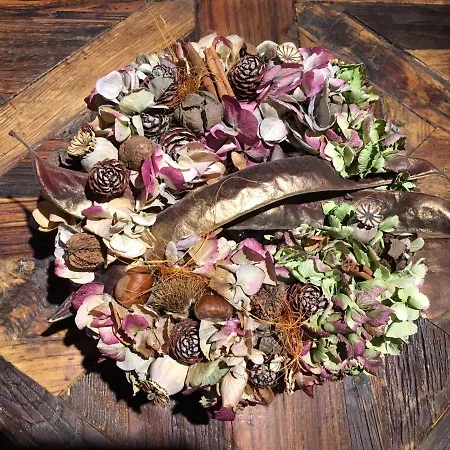 Au Pais Bed & Breakfast 4*