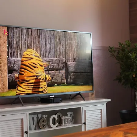 Au Pais Bed & Breakfast 4*